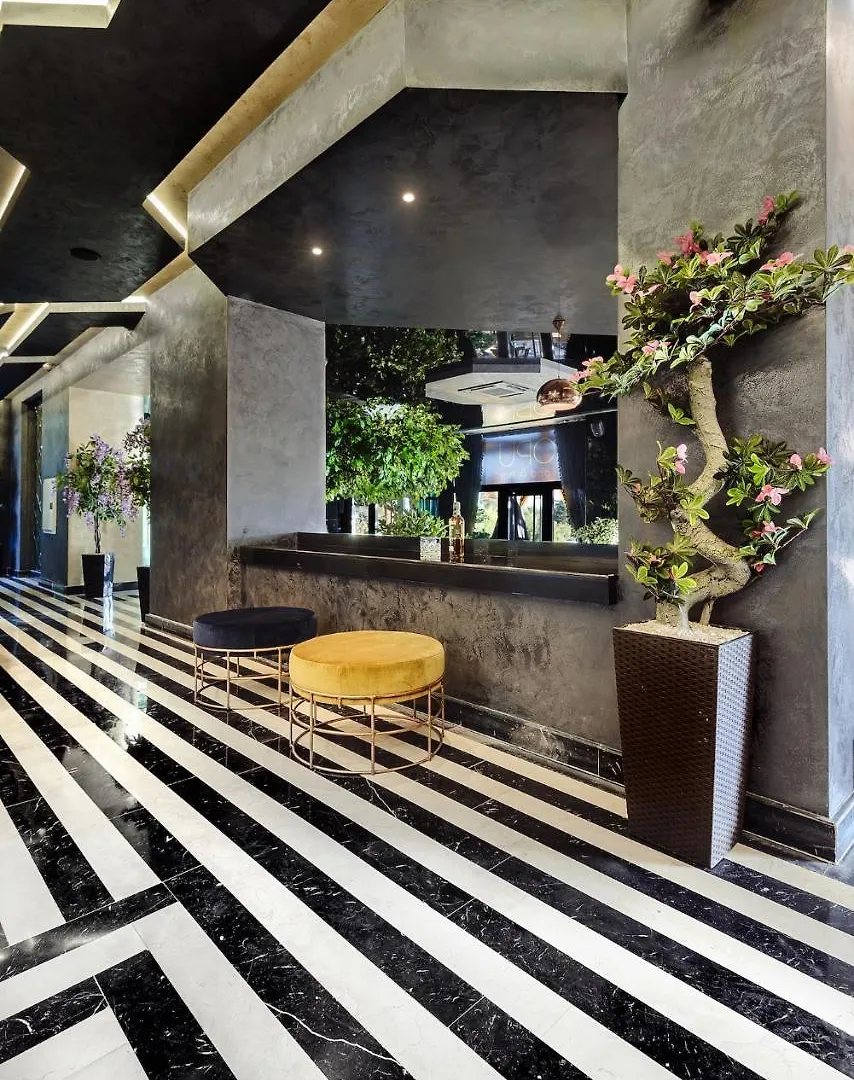 וארנה Opu Boutique Hotel