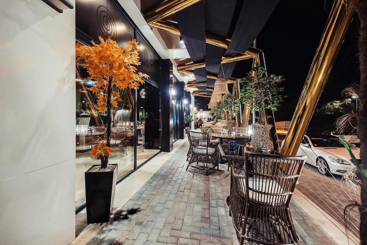 Opu Boutique Hotel 瓦爾納 3*,