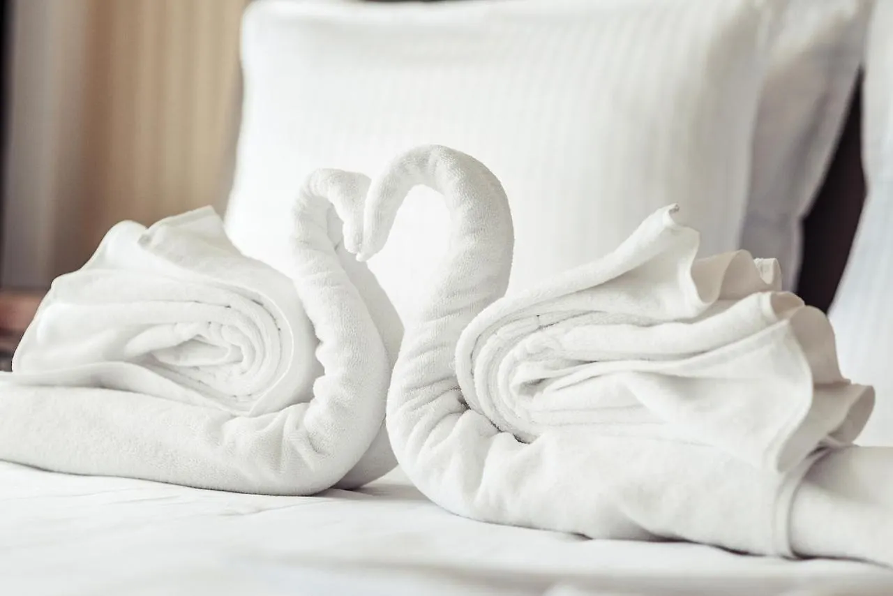 Opu Boutique Hotel 瓦爾納